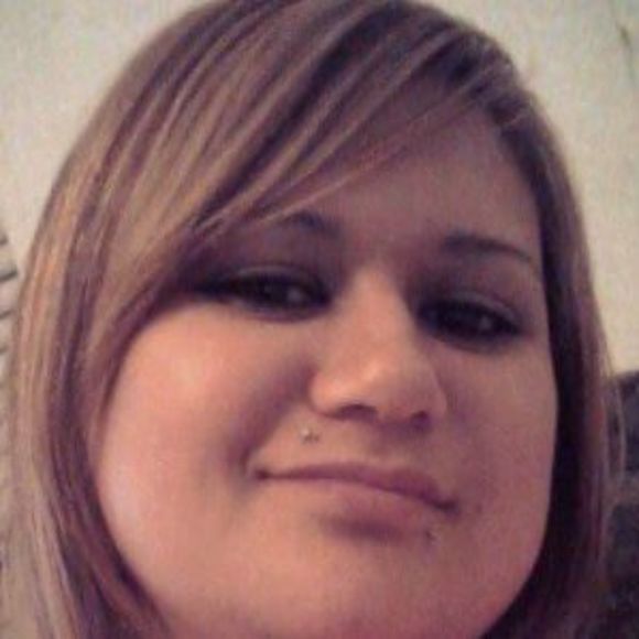 Poshmark profile picture for @molina